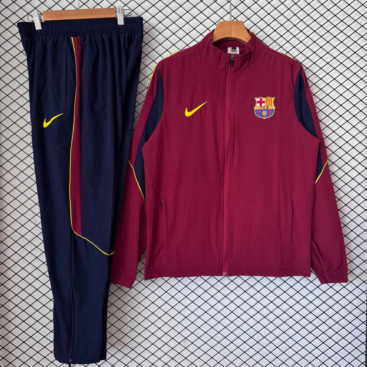 Tuta Barcellona Blu e Rosso 2027
