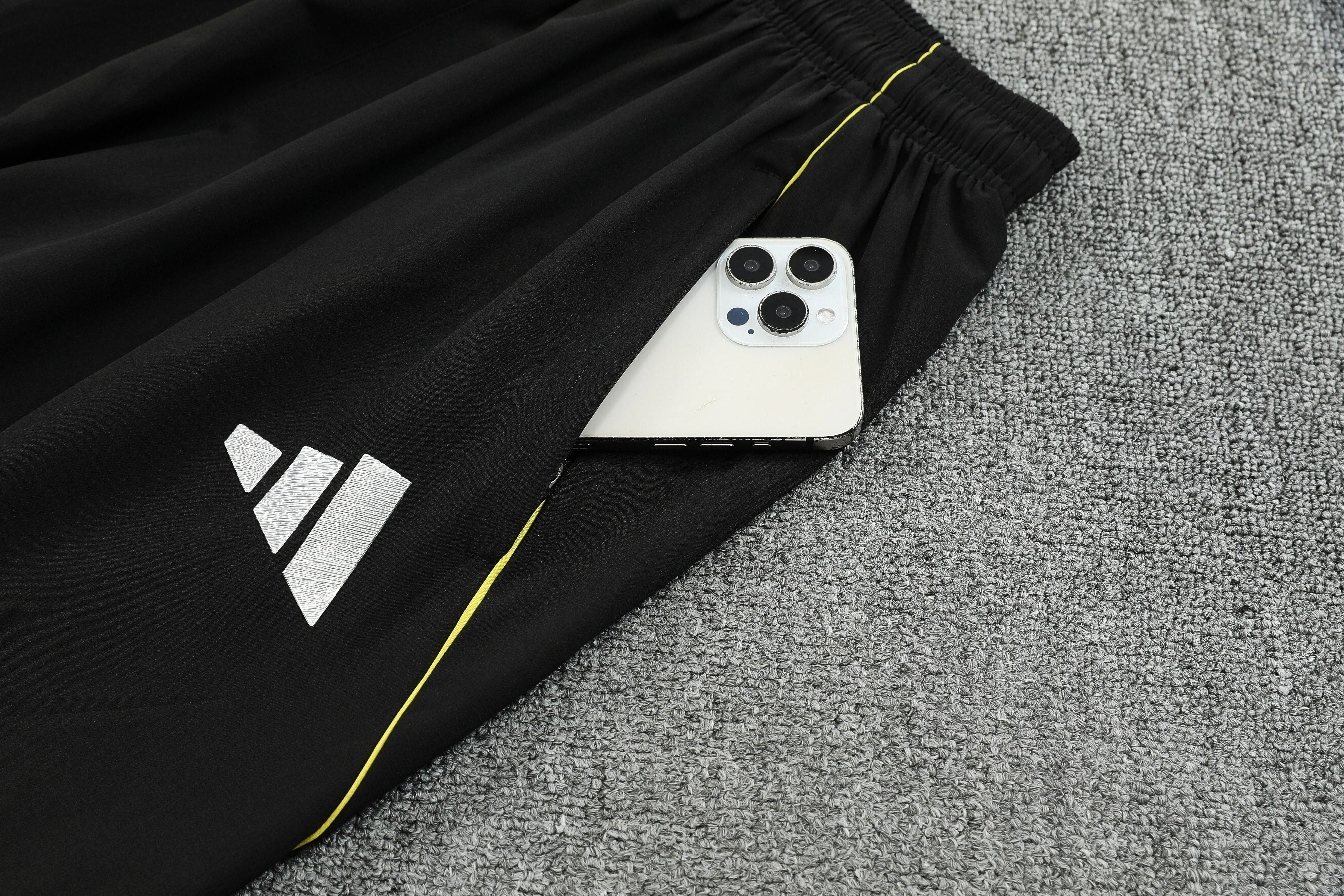 Tuta Real Madrid White 25-26 Zip Intera