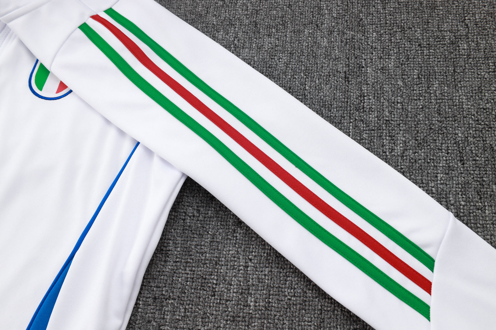 Italy White Tracksuit with Hood 2024/2025