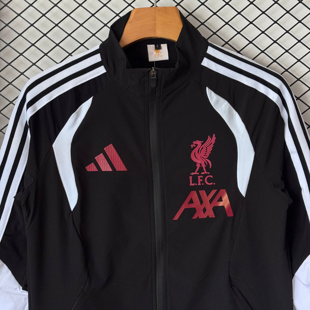 Tuta Liverpool Nero Fasce Bianche 2027