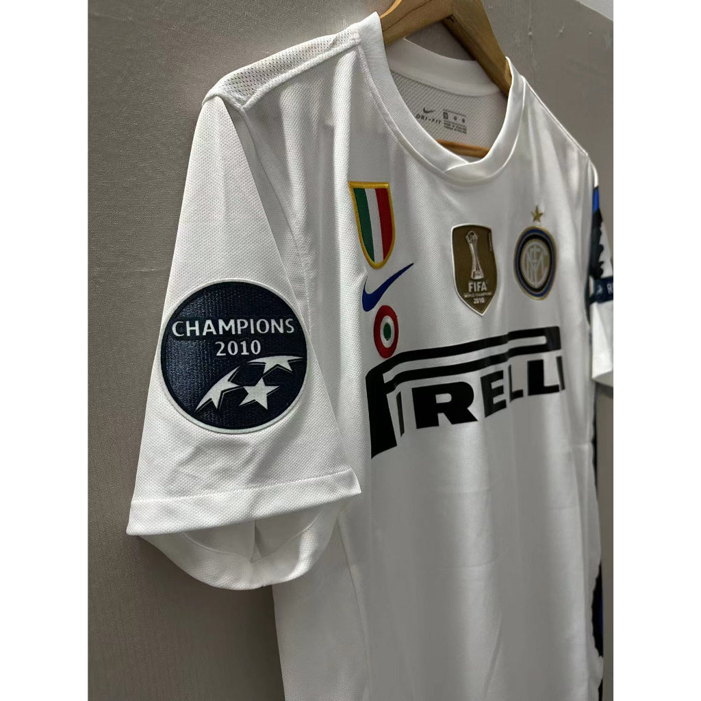 J. Zanetti 2010-11 Inter