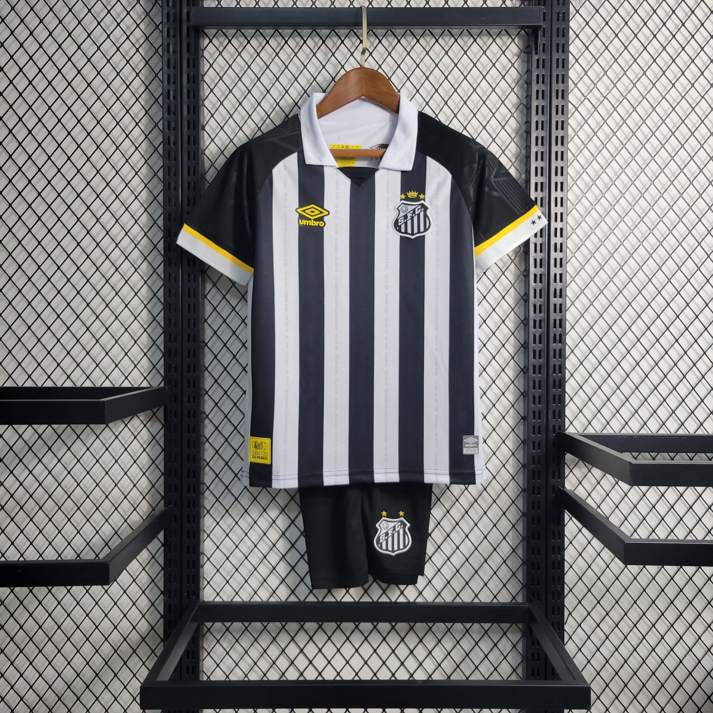 Uniforme SANTOS Local 2024/2025 NIÑOS
