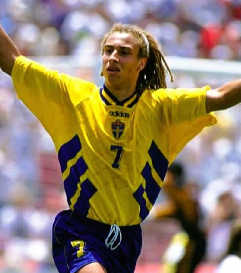 Larsson - Sweden 1994 Home
