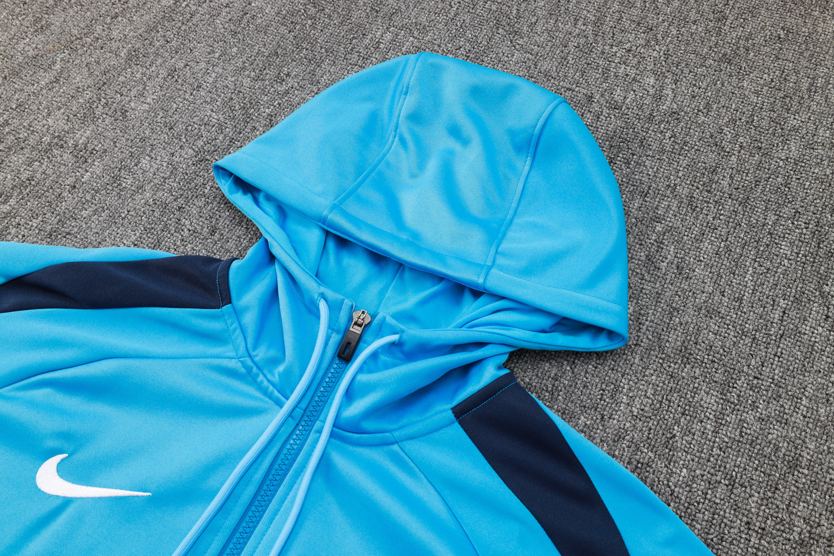 Chelsea Tracksuit with Hood 2024/2025