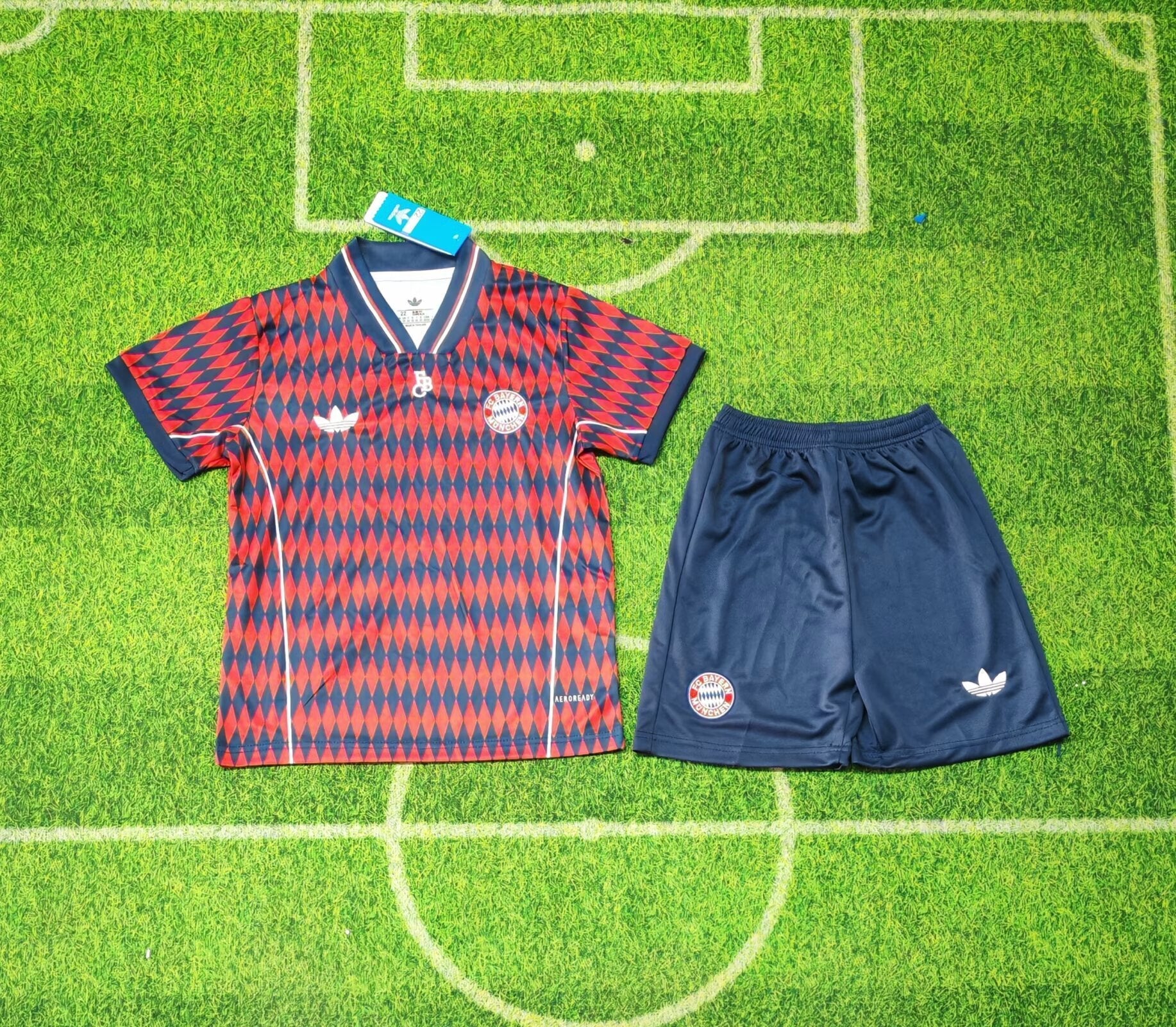 Bayern Monaco "LFSTLR" Special Bambino 2025/2026