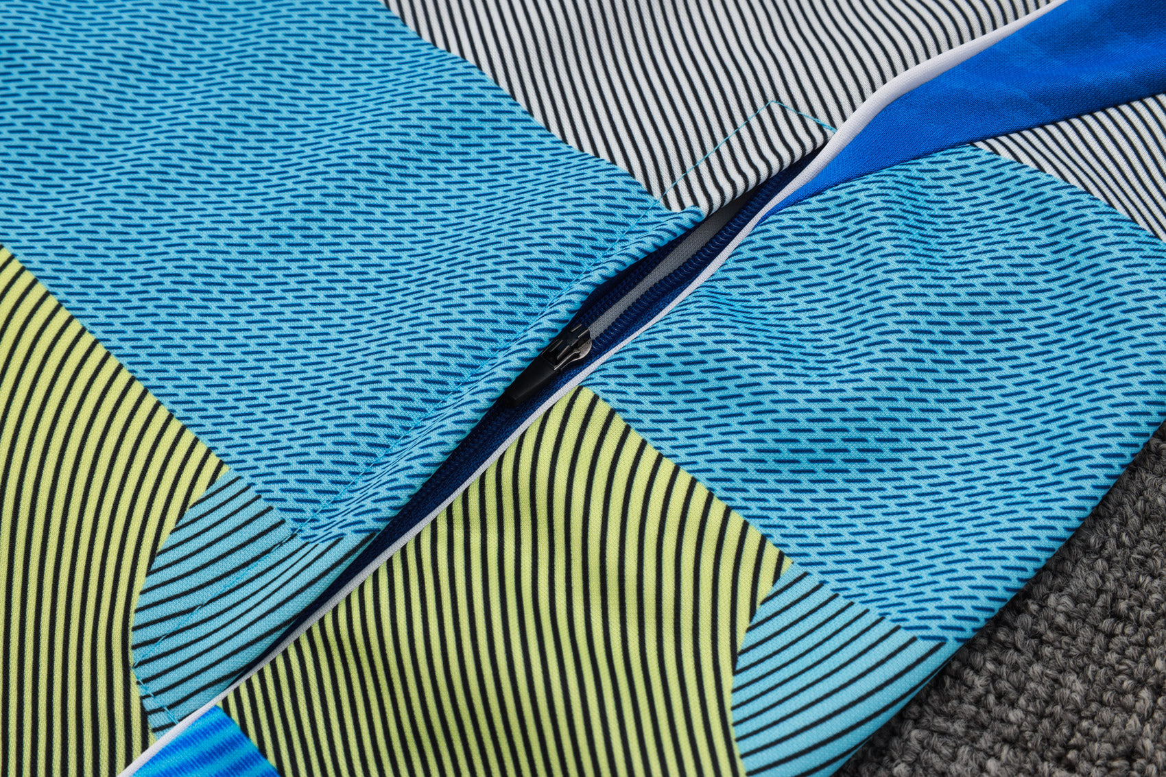 Tuta Real Madrid fantasy zip 2025/26