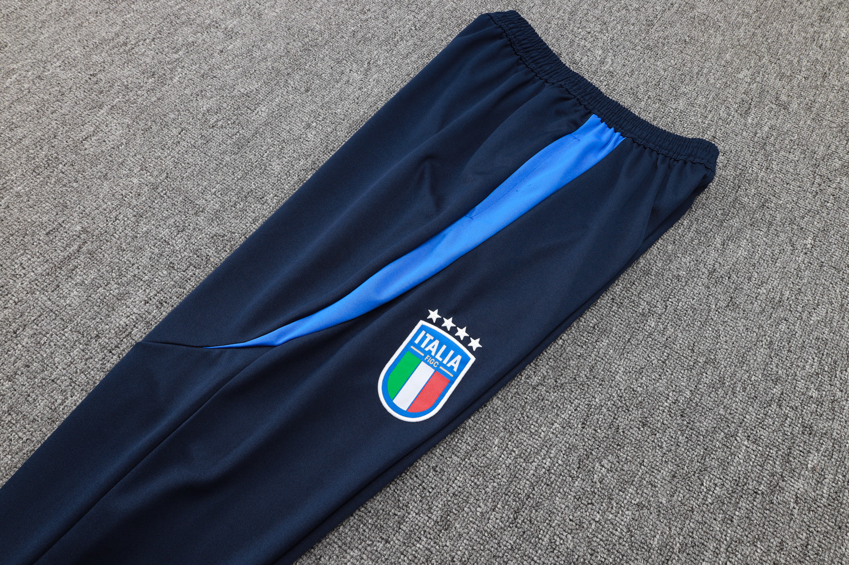 Italy White Tracksuit with Hood 2024/2025