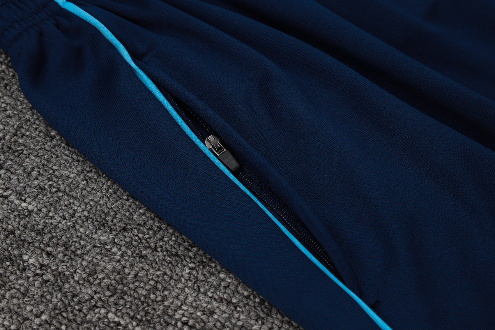 Tuta Arsenal blu 2025/26