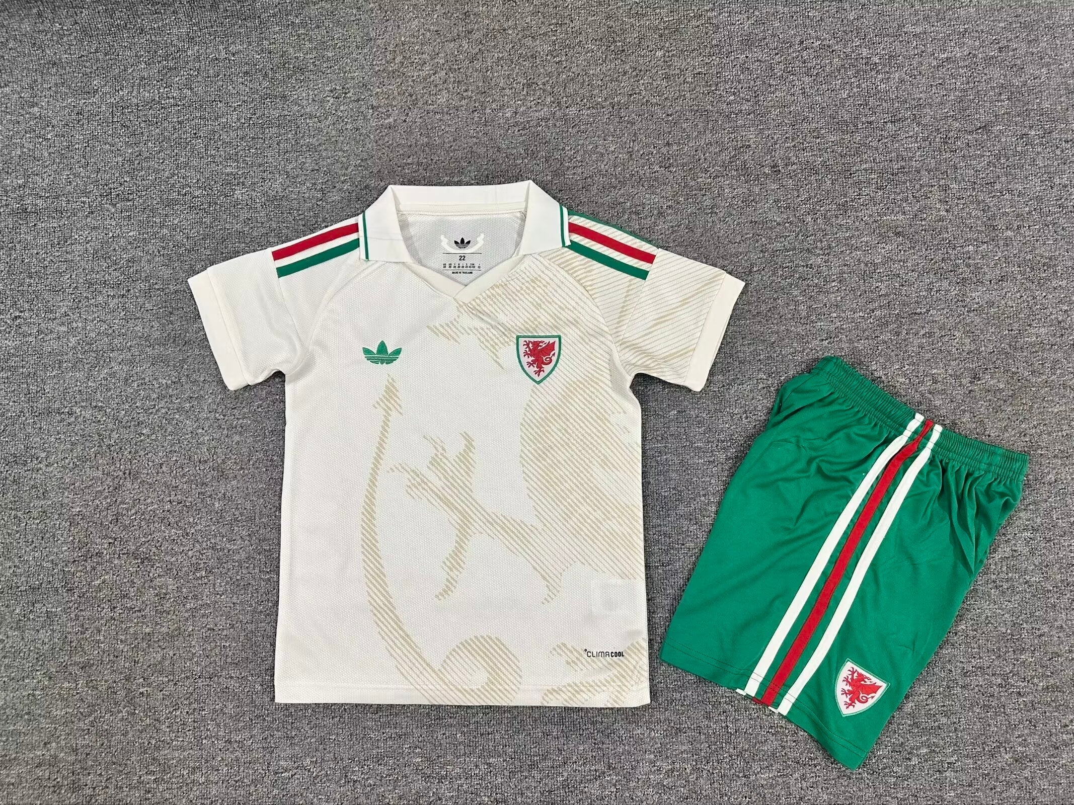 Galles Away Bambino 2026