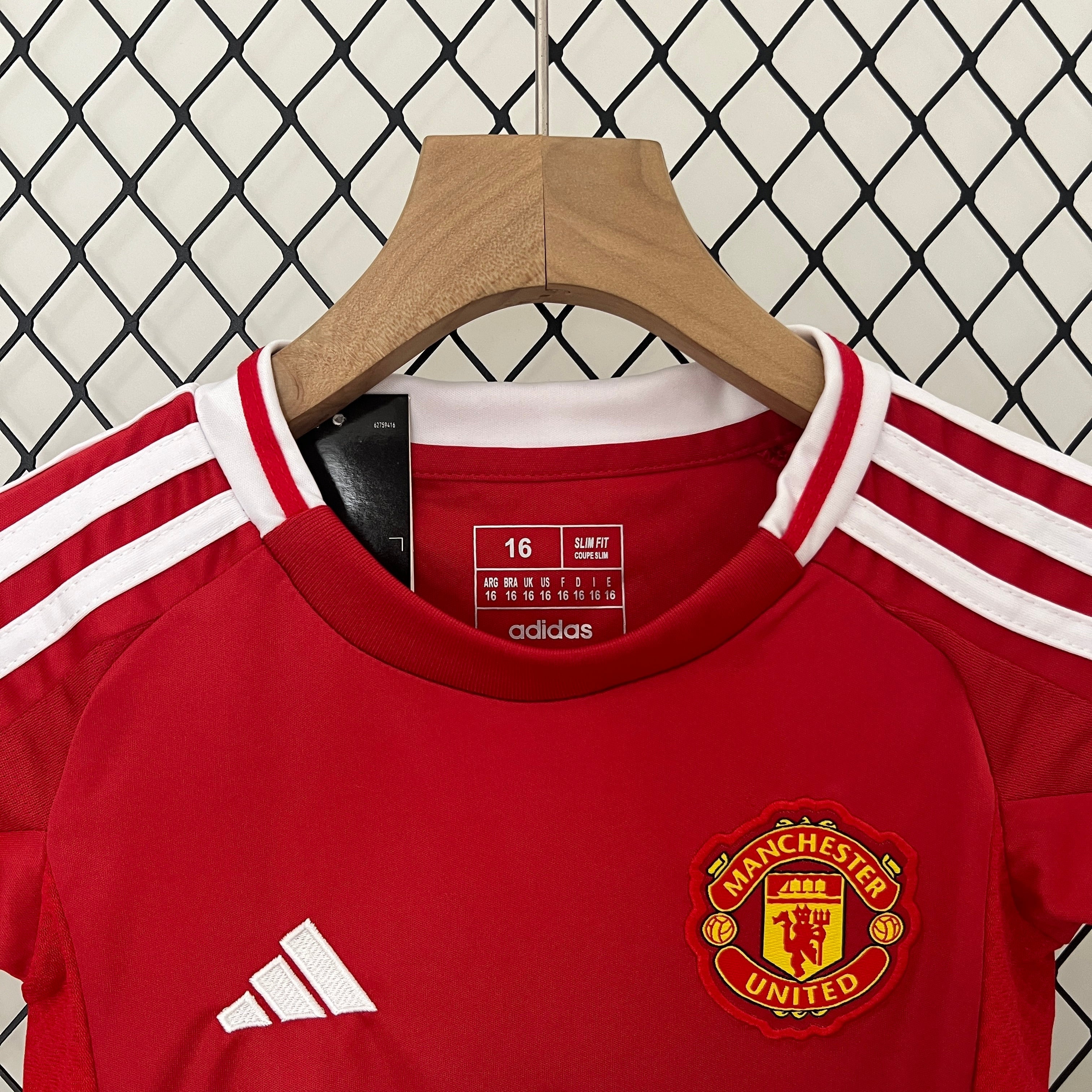 Manchester United Local 2024/2025 infantil