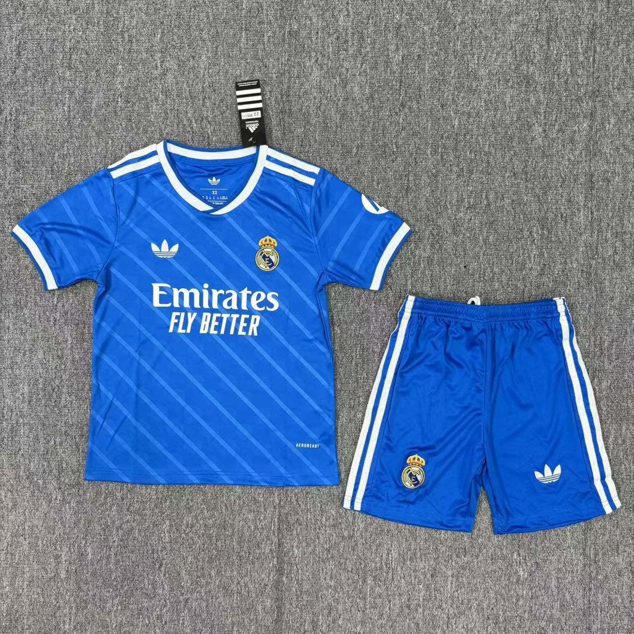 Real Madrid third Bambino 2025/2026