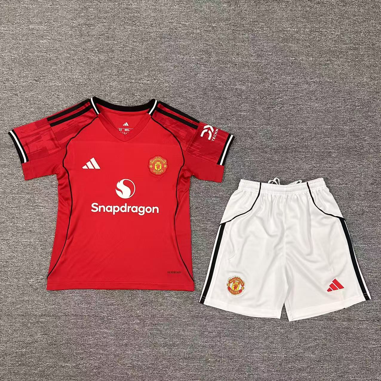 Milan Home Kids 2024/2025