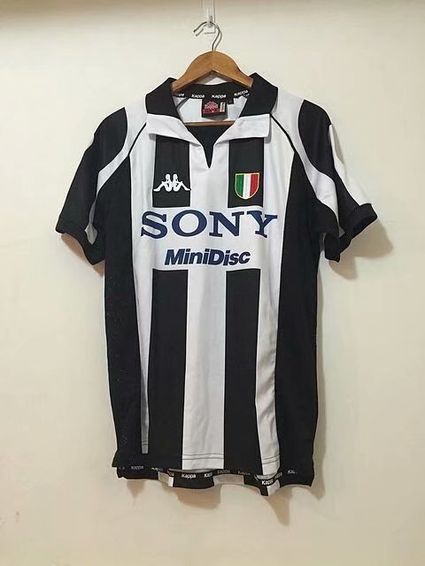 Inzaghi - Juventus  home 1997-98