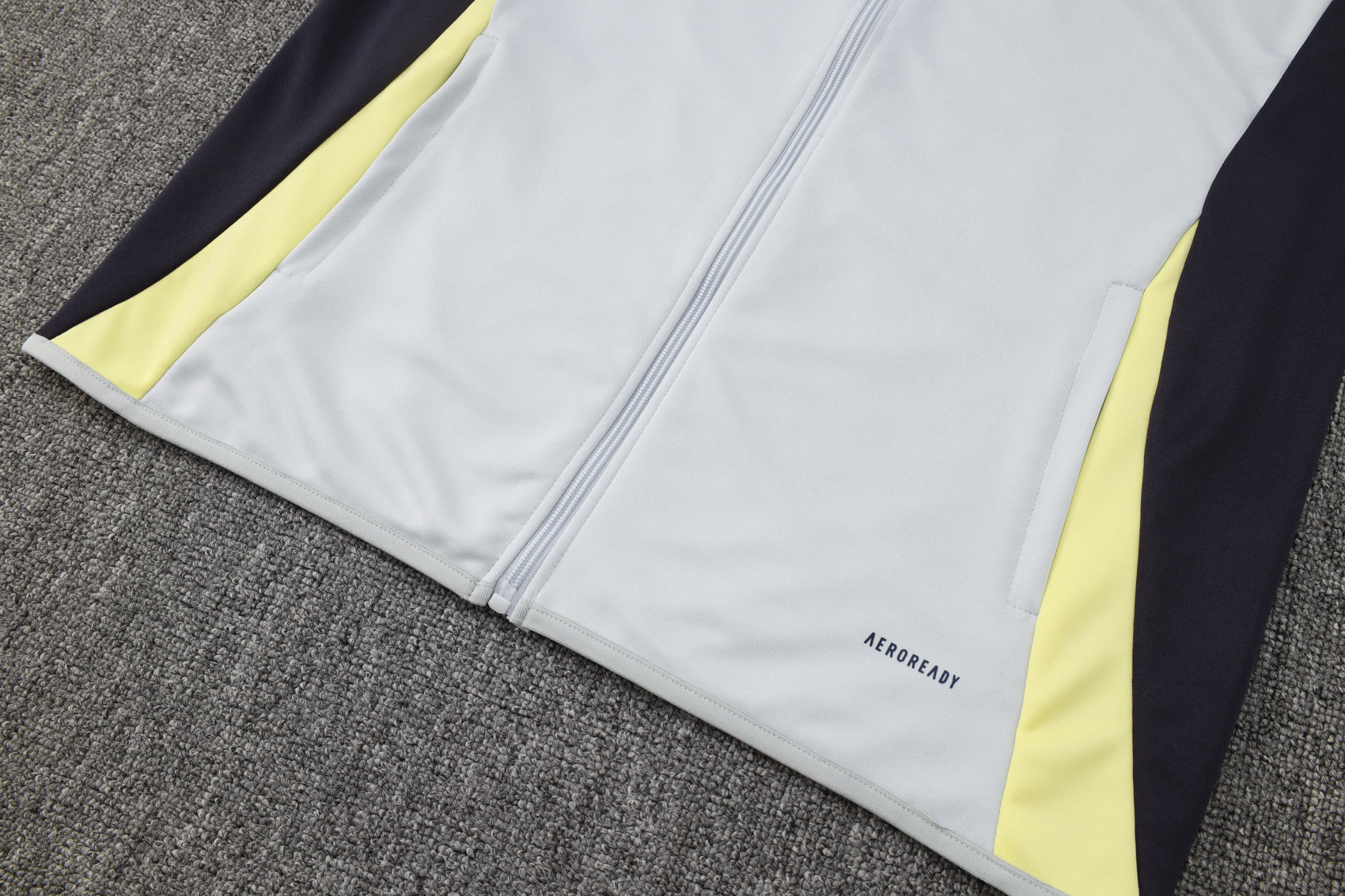 Tuta Juventus Zip Intera | Bianca, Nera, Gialla - Allenamento 2025/2026