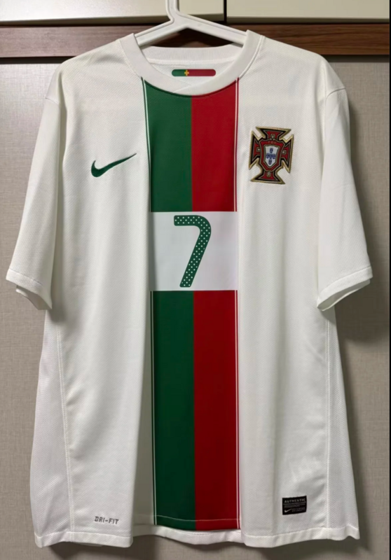 C. Ronaldo 2010 - Portogallo away
