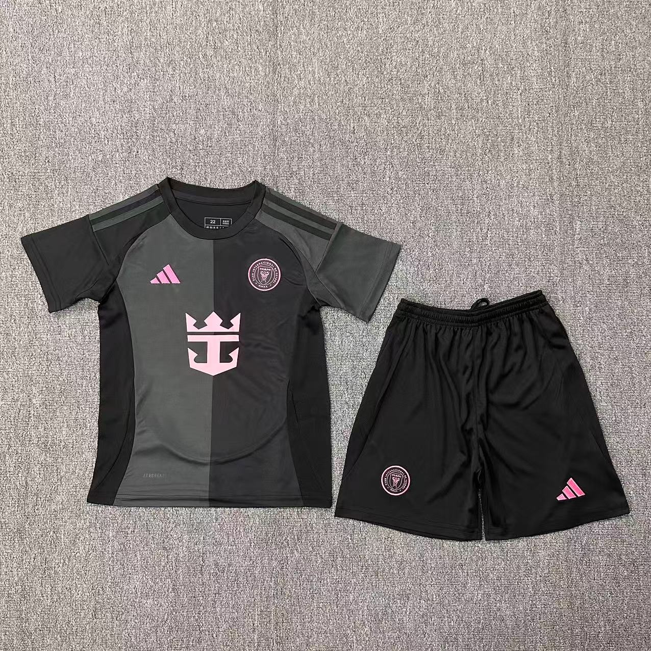 Milan Home Kids 2024/2025