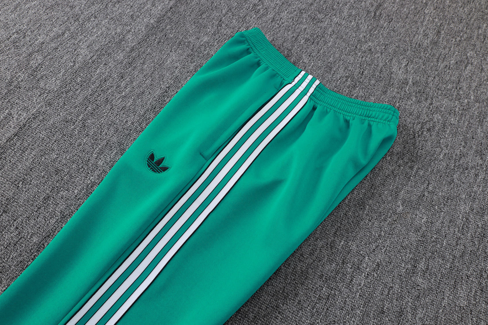 Tuta Liverpool verde 25-26