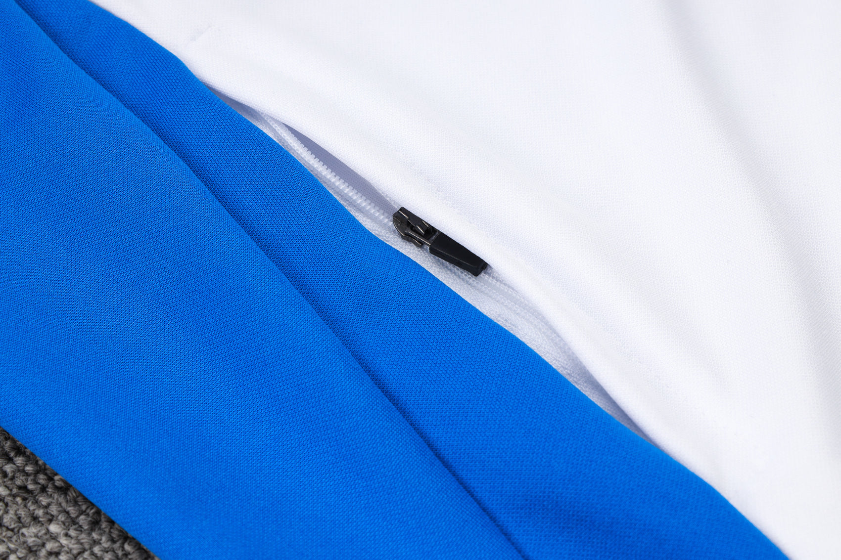 Italy White Tracksuit with Hood 2024/2025