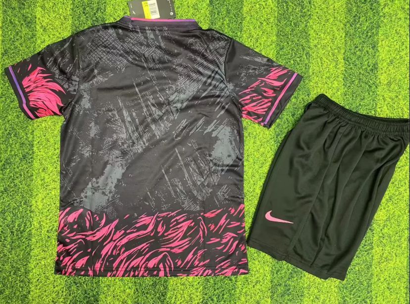 Barcellona Special "Pink Lion" Bambino 2025/2026